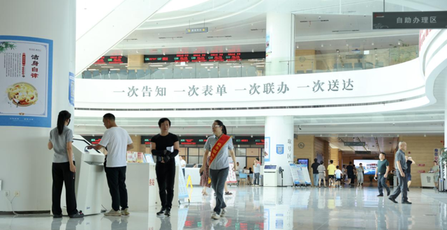 常德“高效办成一件事”窗口获群众邮件点赞 两次办事体验暖人心