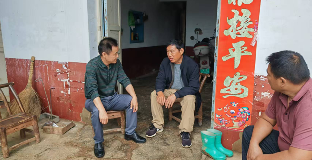  临澧县数据局深入点村开展精准帮扶