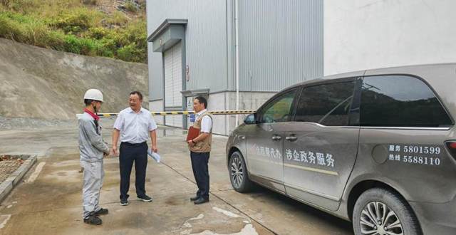 上门帮办排忧解难 全程代办力促发展